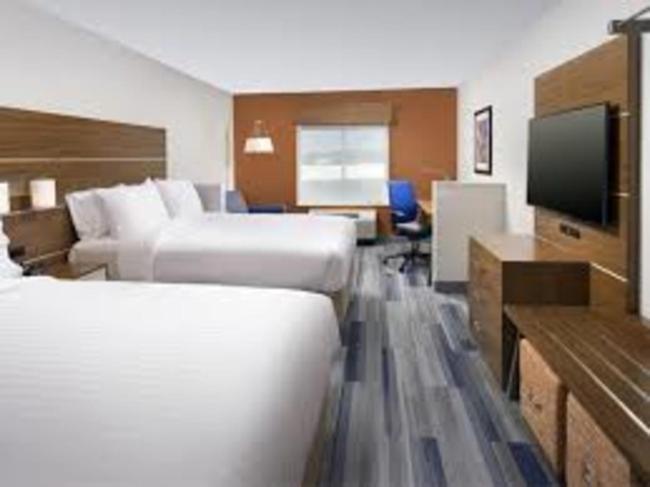 Comfort Suites Northlake Tucker Exterior photo